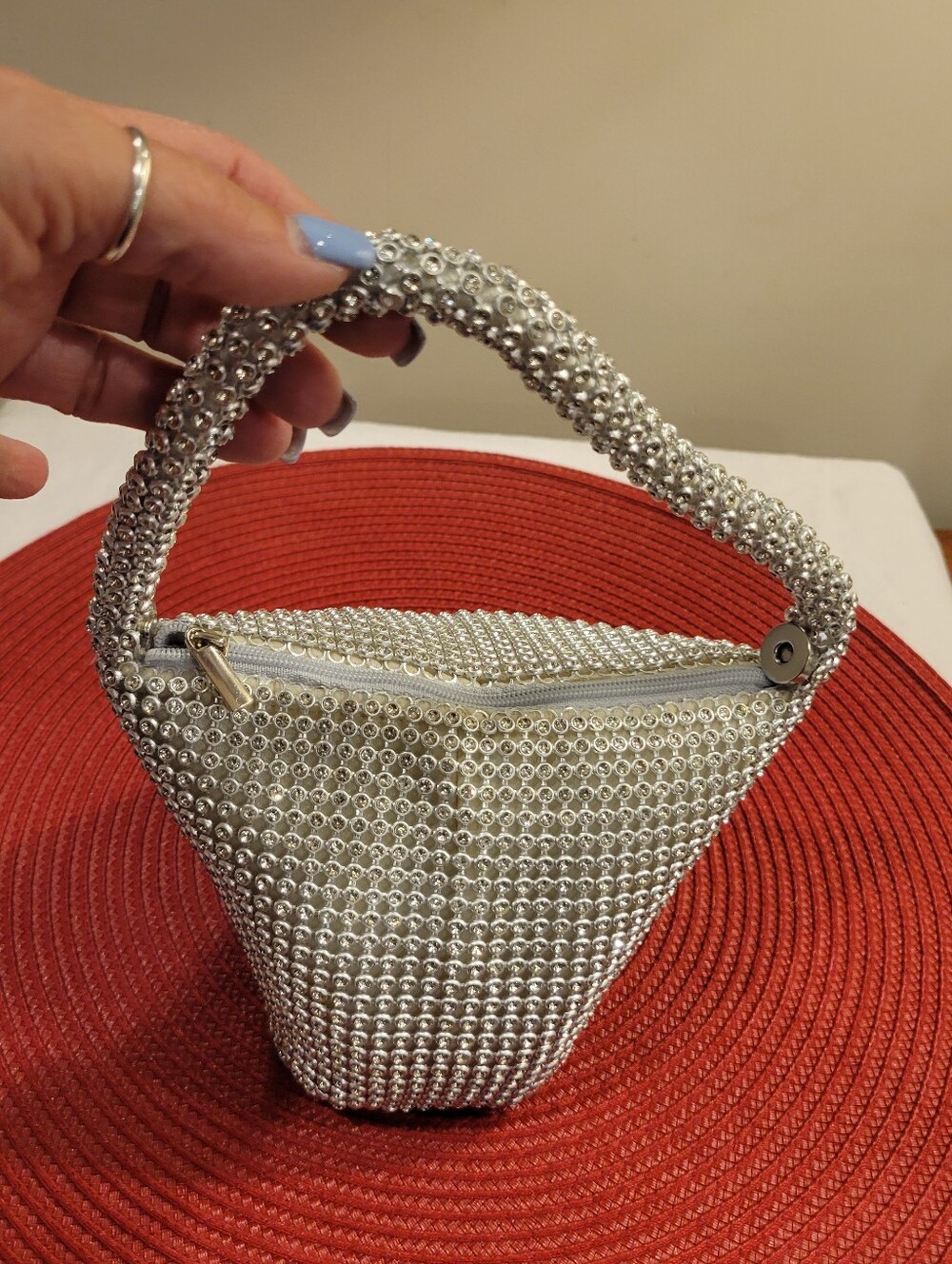👜NWOT~Silver Crystal-Embellished Elegant Handbag